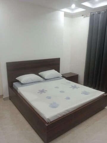 Bedroom in 2.5 BHK Builder Floor at Sector 56 – for Rent