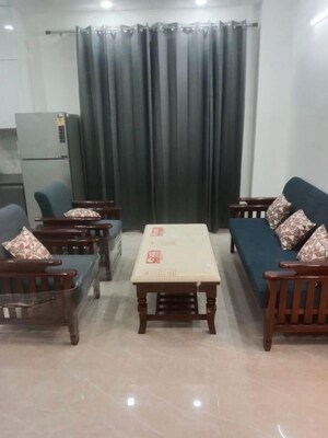 Living Room in 2.5 BHK Builder Floor at Sector 56 – for Rent