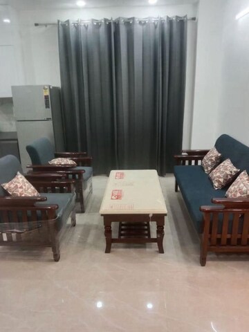 Living Room in 2.5 BHK Builder Floor at Sector 56 – for Rent