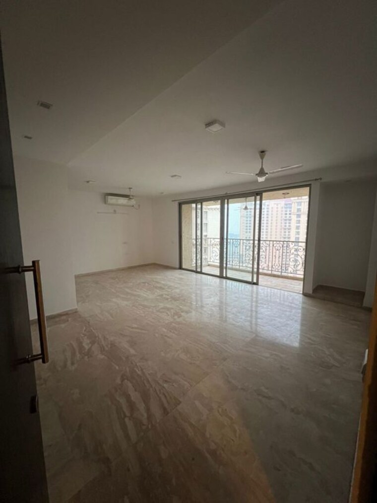 Room, hiranandani-rodas-enclave-rosemount 3 Bedroom 1282 Sq.Ft. Apartment In Ghodbunder Road Thane 9800458