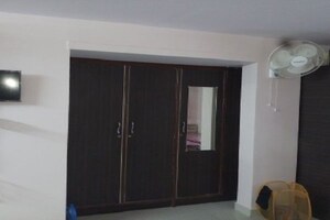 Room in Studio Builder Floor at Btm Layout 1 – for Rent