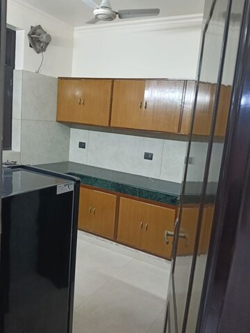 Kitchen in 1.5 BHK Independent House at Sector 55 – for Rent
