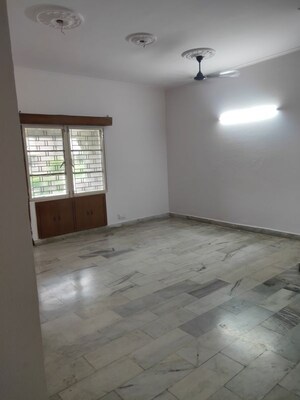 Hall in 3 BHK Apartment at Shipra Suncity, Vaibhav Khand – for Sale