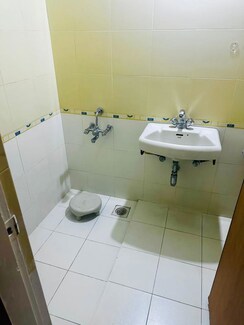 3 BHK + Pooja Room Apartment For Rent in Aundh
