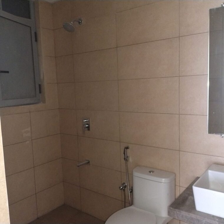 Bathroom, kalpataru-vienta 2 Bedroom 740 Sq.Ft. Apartment In Ashok Nagar Mumbai 9800530