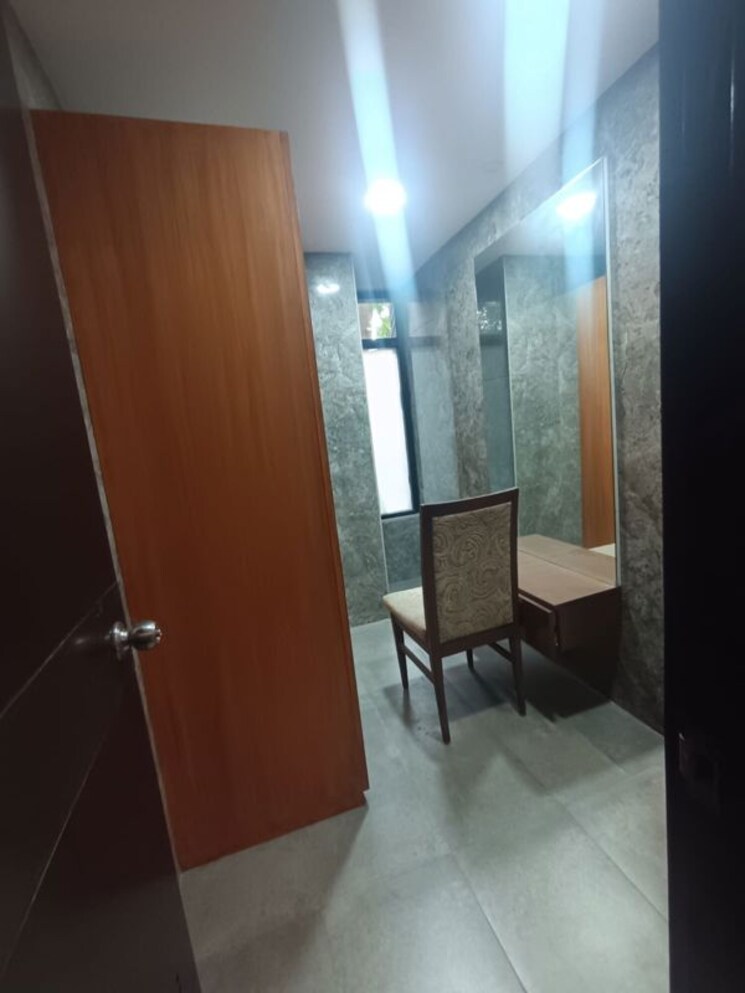 Bathroom, hm-gladiolus 4 Bedroom 6450 Sq.Ft. Apartment In Halasuru Bangalore 9646486