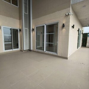 Room in 3 BHK Apartment at Indiabulls Sky Forest, Dighe Nagar – for Rent