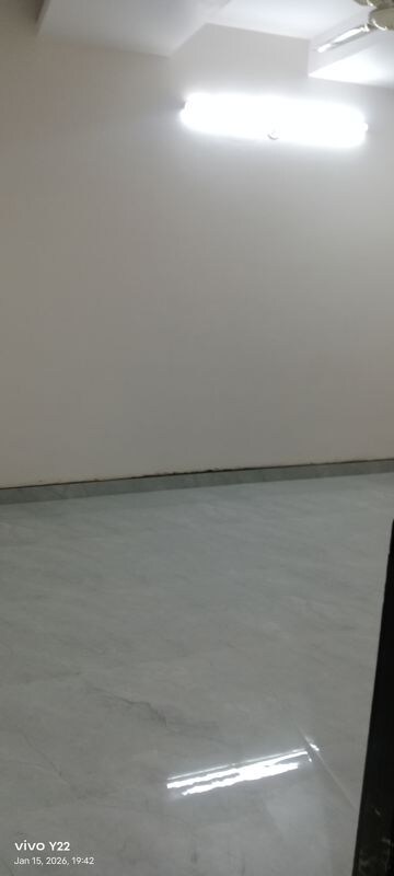 Room in 3 BHK Independent House at Laxmi Nagar – for Rent