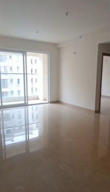 Room in 2.5 BHK Apartment at Prestige Woodland Park, Cooke Town – for Rent