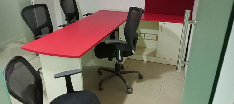 Team Area, unitech-arcadia Commercial Office Space 745 Sq.Ft. In South City 2 Gurgaon 9800561