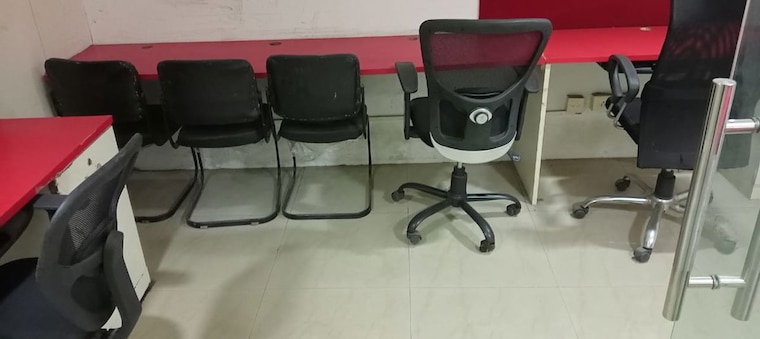 Team Area, unitech-arcadia Commercial Office Space 745 Sq.Ft. In South City 2 Gurgaon 9800561