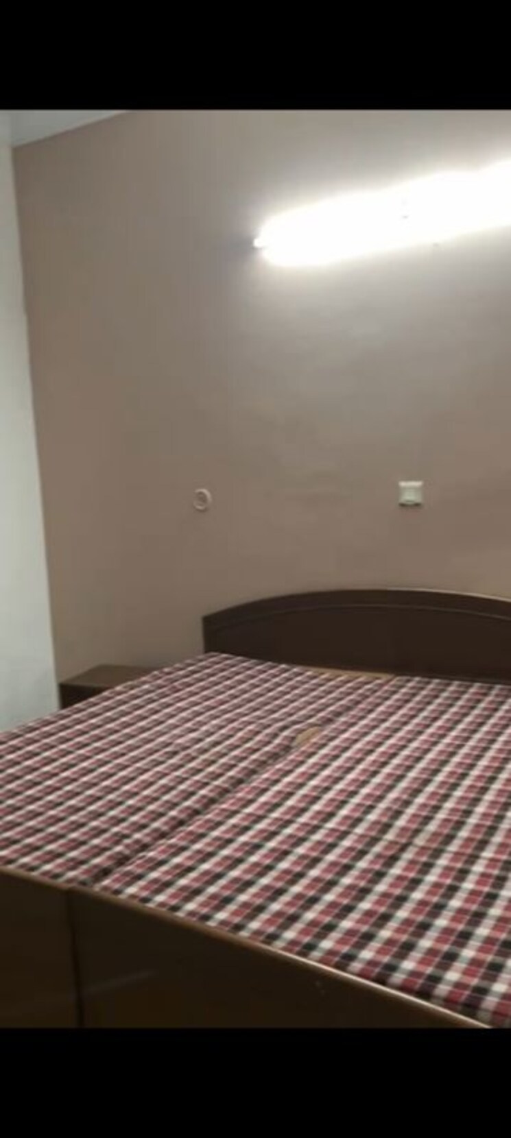 undefined, sector 48 2 Bedroom 950 Sq.Ft. Independent House In Sector 48 Noida 9800504