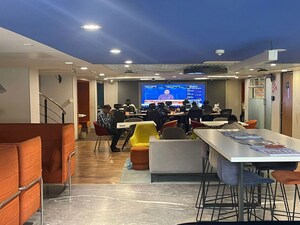  Showroom For Rent in Richmond Towers, Richmond Town