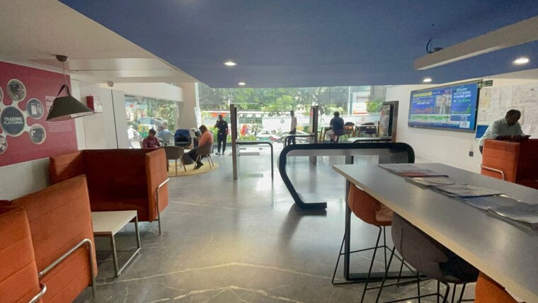 Gym, richmond-towers Commercial Showroom 4000 Sq.Ft. In Richmond Town Bangalore 9425152