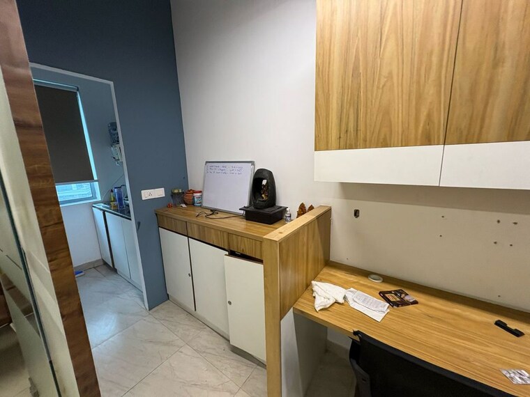 Team Area, ild-trade-centre Commercial Office Space 1000 Sq.Ft. In Sector 47 Gurgaon 9800575