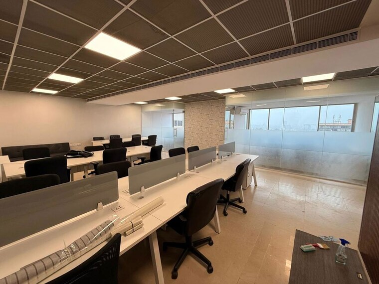 Team Area, raheja-towers-apartments Commercial Office Space 1385 Sq.Ft. In Mg Road Bangalore 9367989