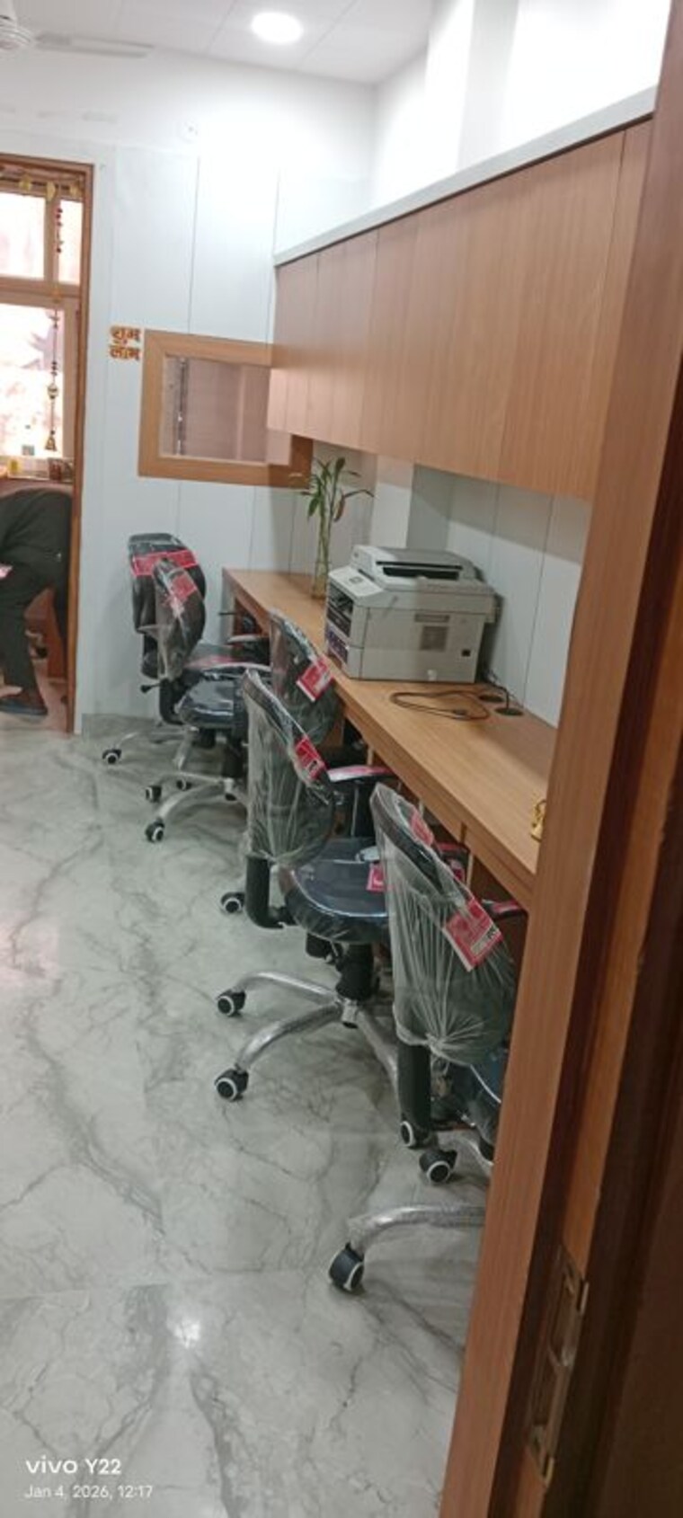 Team Area, laxmi nagar Commercial Office Space 350 Sq.Ft. In Laxmi Nagar Delhi 9773412