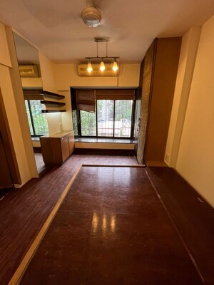 Kitchen in 2.5 BHK Apartment at Chembur – for Rent