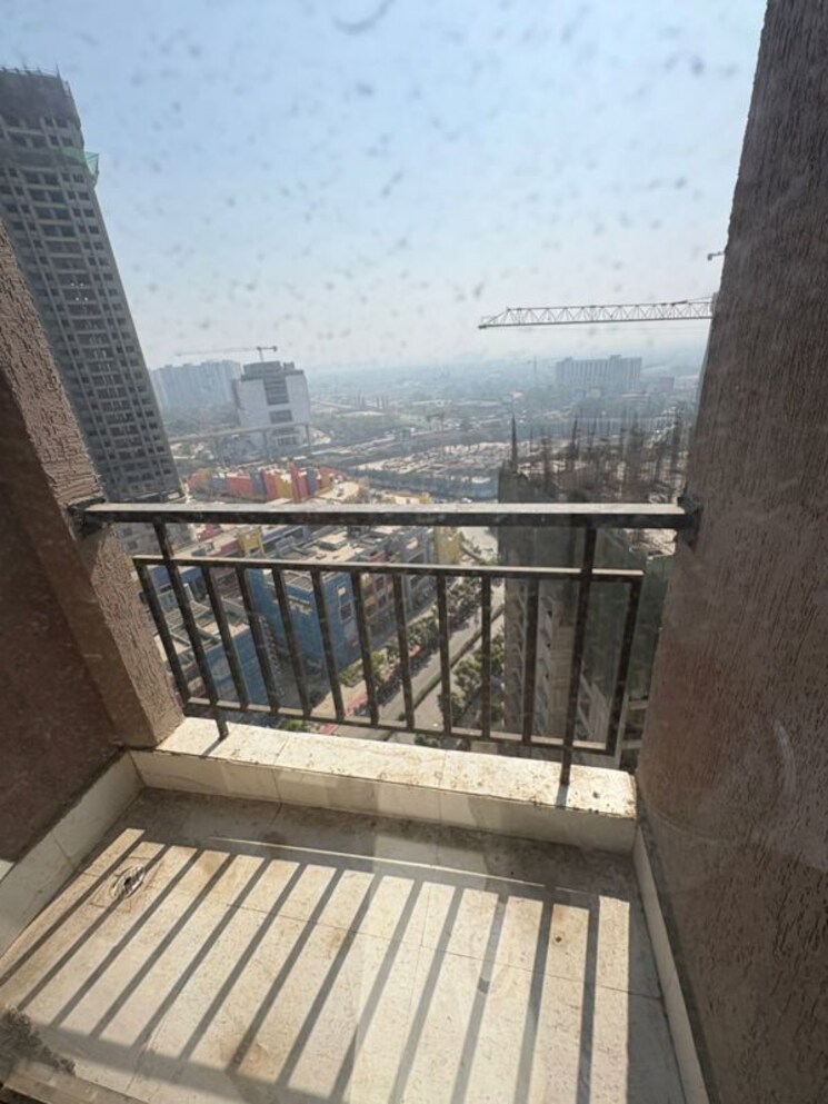 Balcony, runwal-gardens-phase-i 3 Bedroom 904 Sq.Ft. Apartment In Dombivli East Thane 9800627
