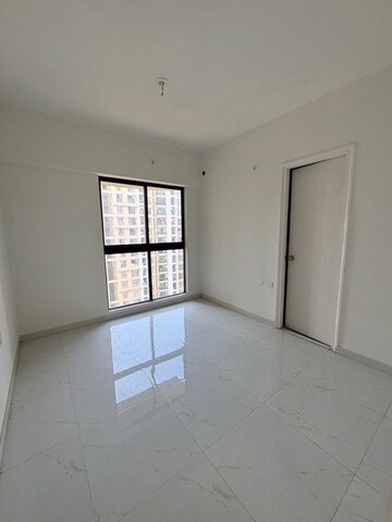 Room in 3 BHK Apartment at Runwal Gardens Phase I, Dombivli East – for Rent