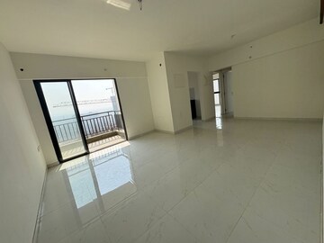 Room in 3 BHK Apartment at Runwal Gardens Phase I, Dombivli East – for Rent