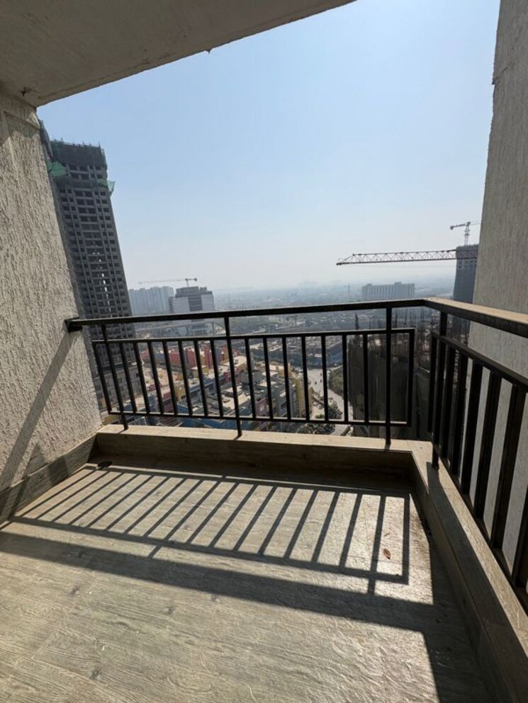 Balcony, runwal-gardens-phase-i 2 Bedroom 653 Sq.Ft. Apartment In Dombivli East Thane 9800631