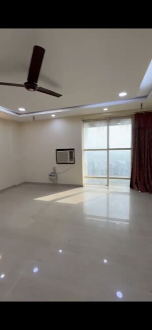 6 BHK Apartment For Rent in Omaxe Heights, Sector 86