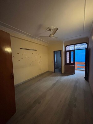 2 BHK Builder Floor For Rent in Lajpat Nagar I
