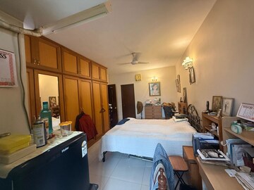 Team Area in 3 BHK Apartment at Prestige Acropolis, Kadugodi – for Sale