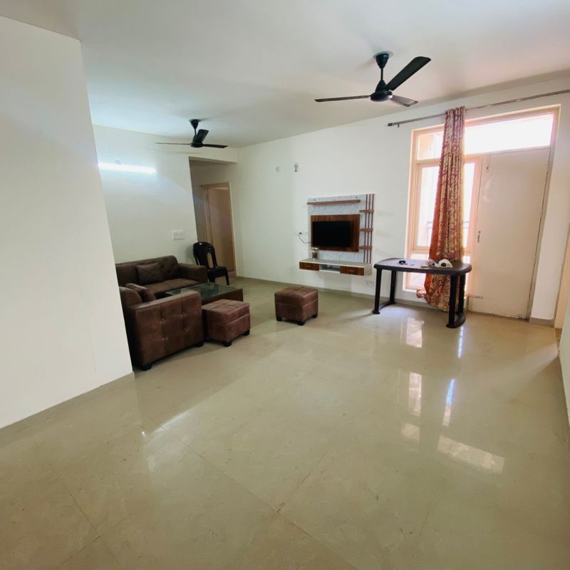 4 BHK Apartment For Rent in Sector 4A