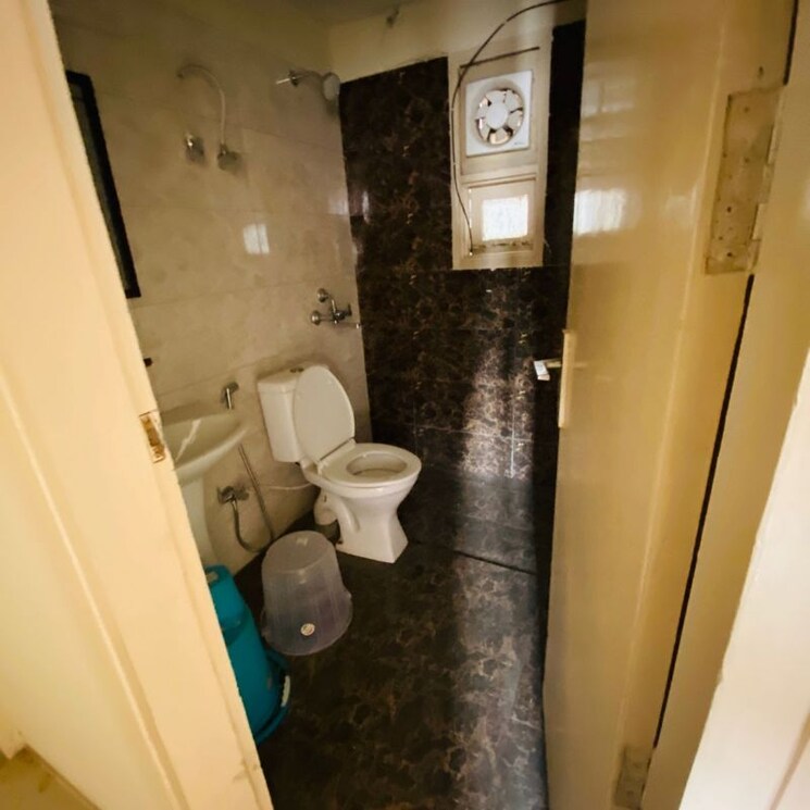 Attached Bathroom, sector 4a 4 Bedroom 200 Sq.Ft. Apartment In Sector 4a Bahadurgarh 9800645