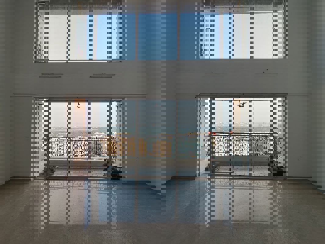 5 BHK + Pooja Room Apartment For Sale in Hiranandani Tribeca