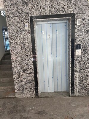 Furnished Amenities in 2 BHK Apartment at Royal Link, Frazer Town – for Sale