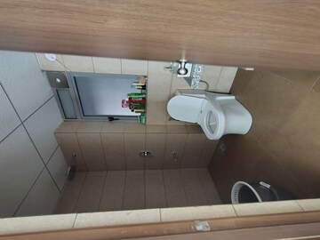 Bathroom in 1 BHK Apartment at Kalpataru Immensa D, Kolshet Road – for Rent