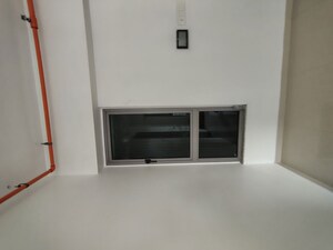 Room in 1 BHK Apartment at Kalpataru Immensa D, Kolshet Road – for Rent