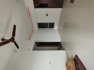 Furnished Amenities in 1 BHK Apartment at Kalpataru Immensa D, Kolshet Road – for Rent