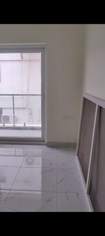 Room in 3 BHK Apartment at Nandi Fernville, Infantry Road – for Sale