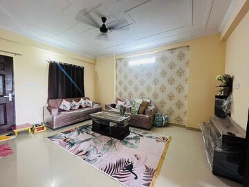 Bedroom in 2 BHK Apartment at Mohanlalganj – for Rent