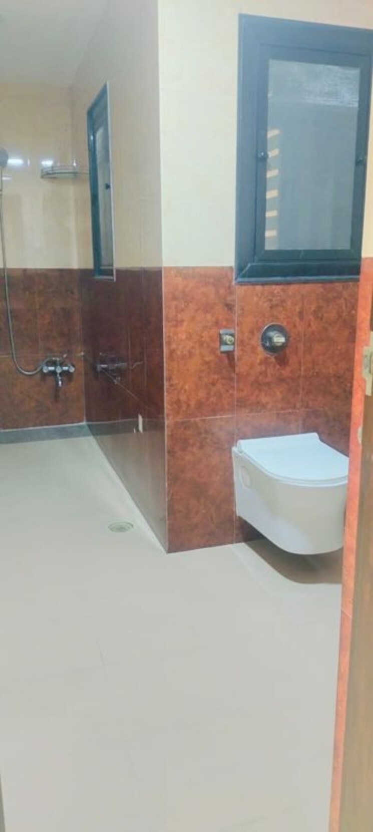Bathroom, akshar-shreeji-heights 4 Bedroom 3100 Sq.Ft. Apartment In Seawoods Navi Mumbai 9800690