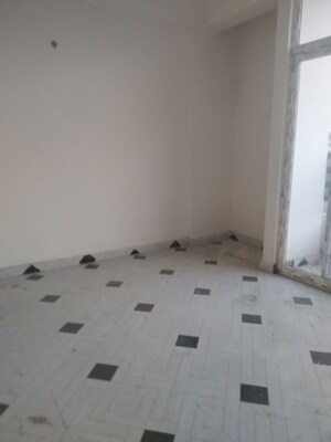 Room in 2 BHK Apartment at Malhour – for Sale