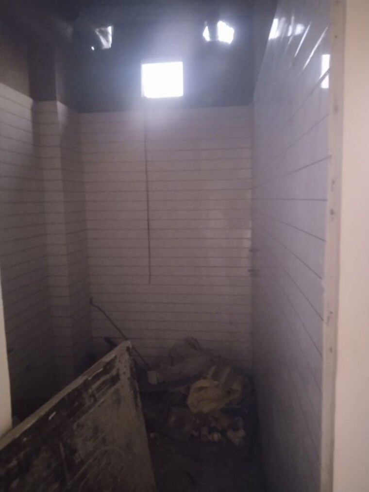 Bathroom, malhour 2 Bedroom 850 Sq.Ft. Apartment In Malhour Lucknow 9800691