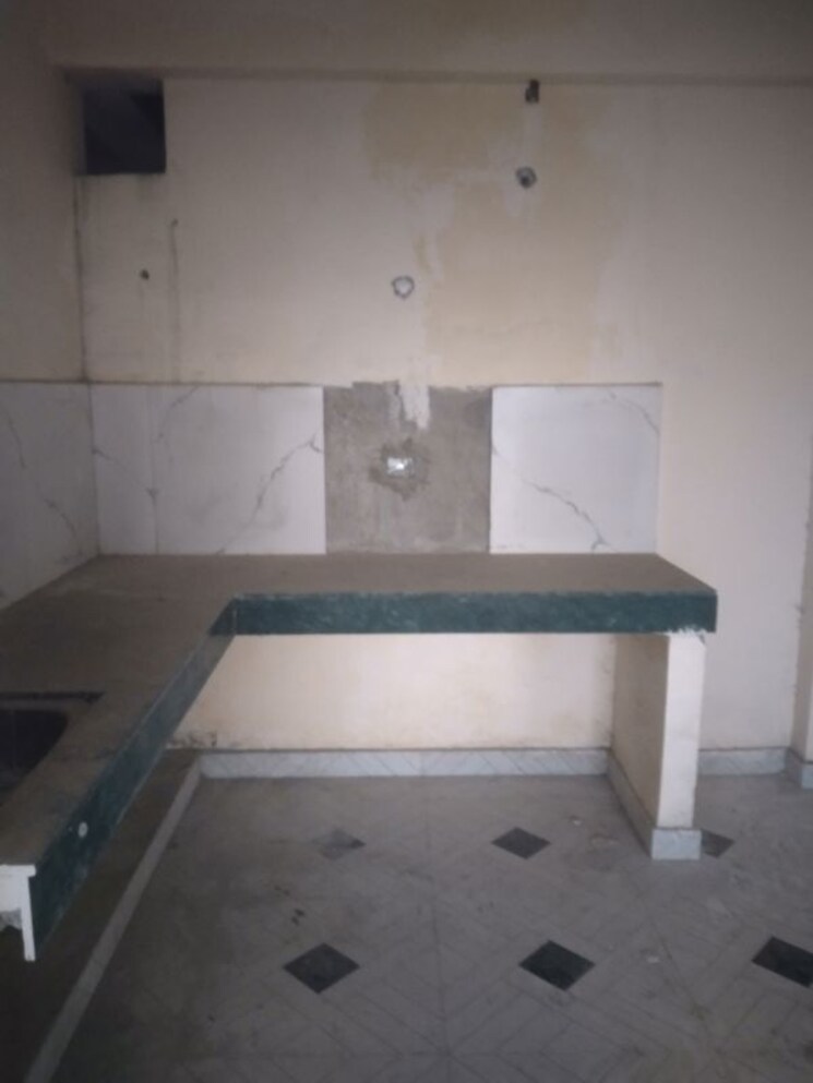 Bathroom, malhour 2 Bedroom 850 Sq.Ft. Apartment In Malhour Lucknow 9800691