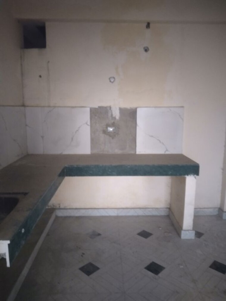 Bathroom, malhour 2 Bedroom 850 Sq.Ft. Apartment In Malhour Lucknow 9800691