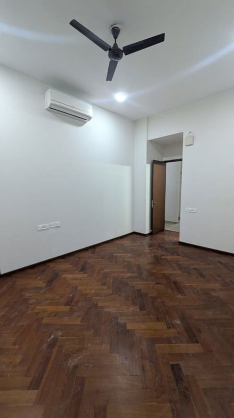 Room, omkar-alta-monte 4 Bedroom 1833 Sq.Ft. Apartment In Malad East Mumbai 9787712