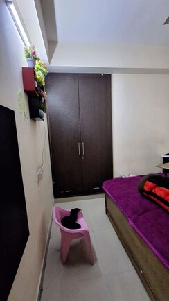 2 BHK + Study Room Apartment For Rent in Supertech Cape Town