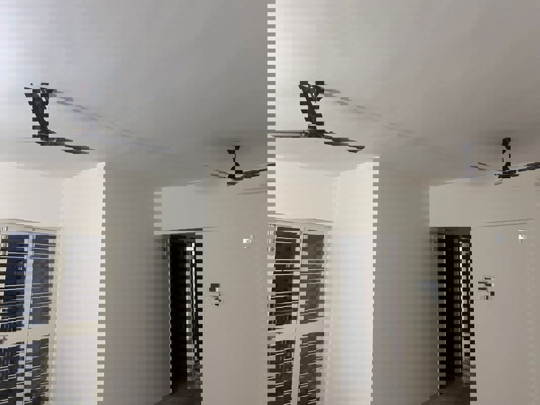 3 BHK + Extra Room Apartment For Rent in Vrunda Shlok