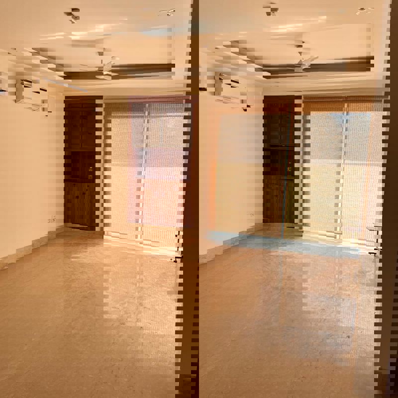 3 BHK + Servant Room Builder Floor For Rent in Green Park