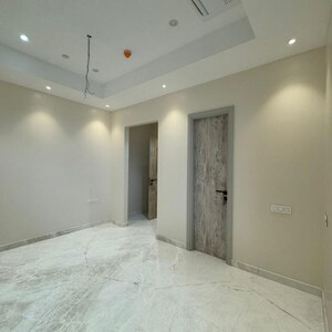 Room in 3 BHK Apartment at Indiabulls Sky Forest, Dighe Nagar – for Rent