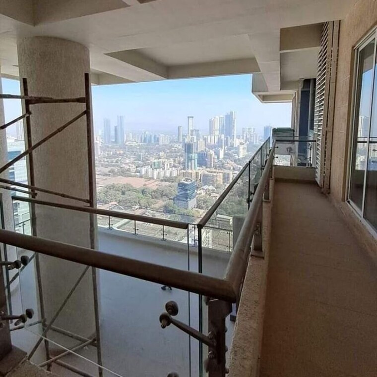 Balcony, enpar-lotus-101-worli-residences 3 Bedroom 2250 Sq.Ft. Apartment In Kamala Mill Mumbai 9800758