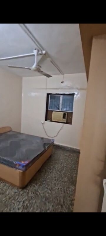 1 BHK Apartment For Rent in Vakola